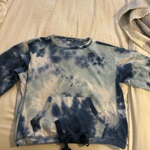 Steve Madden tie dye crew neck